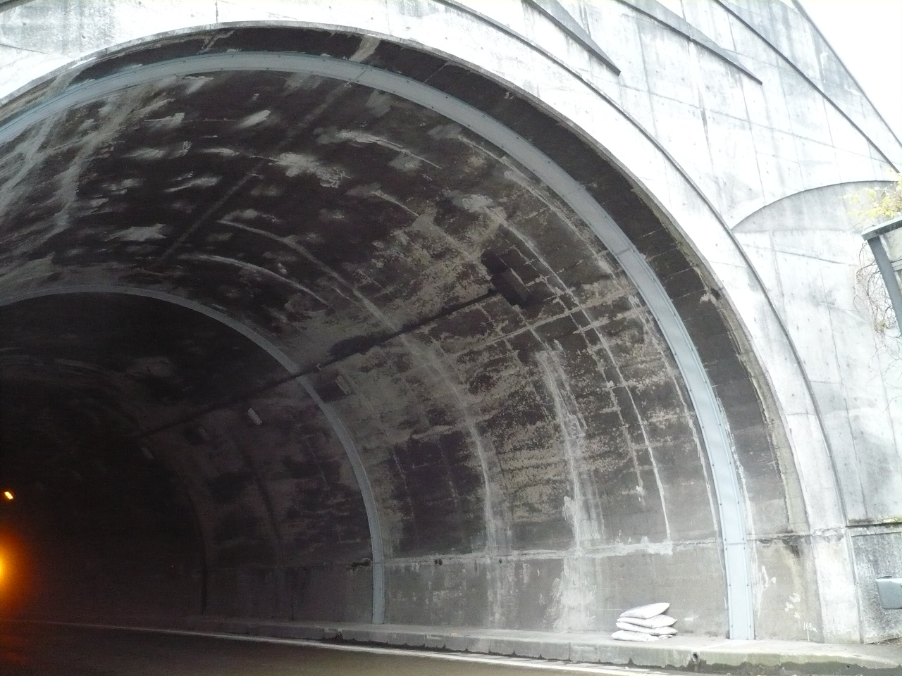 平成20年　宿布トンネル補修工事